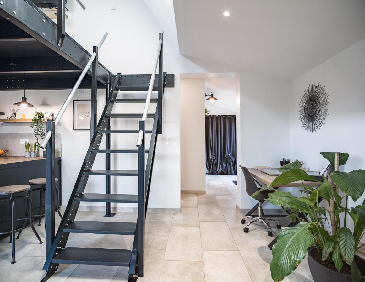 Loft Avec Jardin Et Parking Prive Daire Troyes Dış mekan fotoğraf